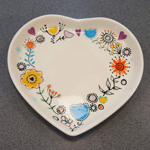 Load image into Gallery viewer, Deep Heart Shaped Plate