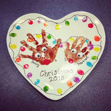 Load image into Gallery viewer, Flat Heart Shaped Plate