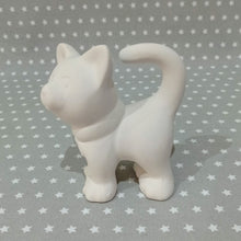 Load image into Gallery viewer, Medium Cat Figure