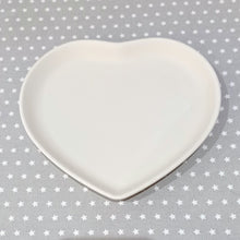 Load image into Gallery viewer, Deep Heart Shaped Plate