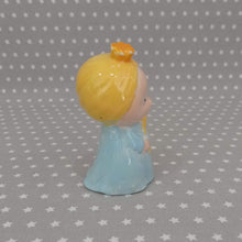 Load image into Gallery viewer, Small Ice Princess Figure