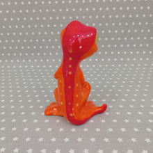 Load image into Gallery viewer, Medium Standing Gecko Figure