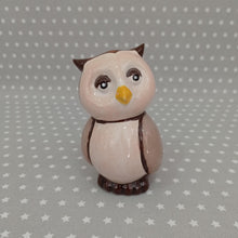 Load image into Gallery viewer, Medium Owl Figure