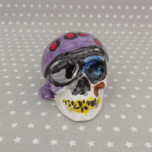 Load image into Gallery viewer, Medium Pirate Skull Figure