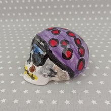 Load image into Gallery viewer, Medium Pirate Skull Figure