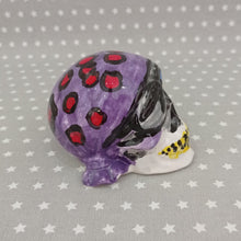 Load image into Gallery viewer, Medium Pirate Skull Figure