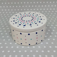 Load image into Gallery viewer, Round Trinket Box
