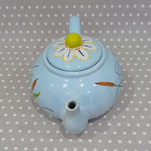 Load image into Gallery viewer, Classic Teapot