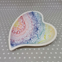 Load image into Gallery viewer, Curved Heart Plate