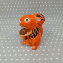Load image into Gallery viewer, Medium Squirrel Figure