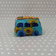 Load image into Gallery viewer, Small Campervan Figure