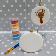 Load image into Gallery viewer, Flat Round Bauble