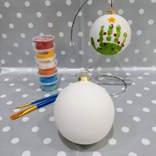 Load image into Gallery viewer, Large Bauble