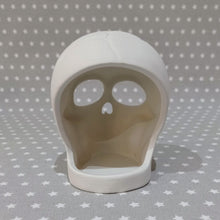 Load image into Gallery viewer, Skull Tealight
