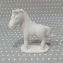 Load image into Gallery viewer, Medium Horse Figure
