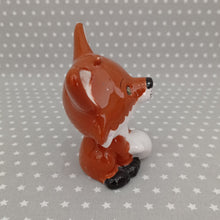 Load image into Gallery viewer, Medium Fox Figure
