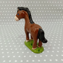 Load image into Gallery viewer, Medium Horse Figure
